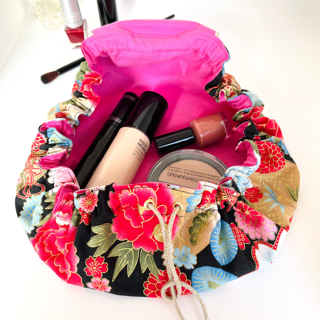 Bourse à maquillage Camélia